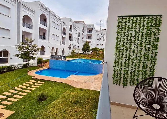 Magnifique Appartement Avec Piscine Et Vue Sur Mer