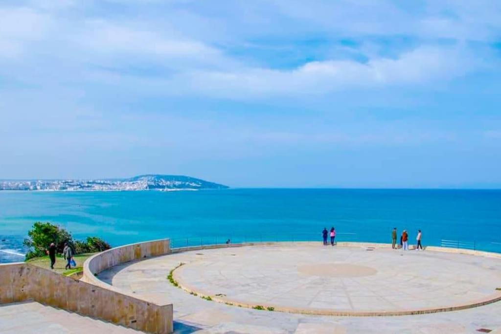 Magnifique Avec Piscine Et Vue Sur *