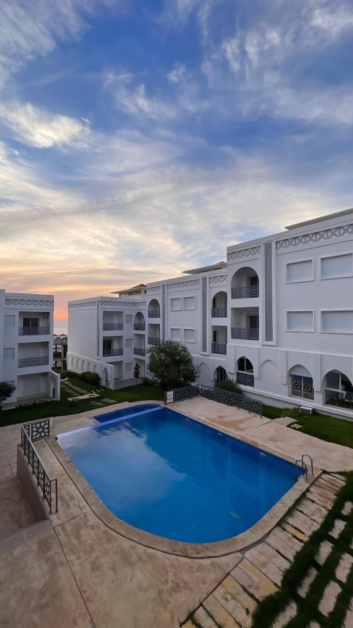 Magnifique Avec Piscine Et Vue Sur Apartment